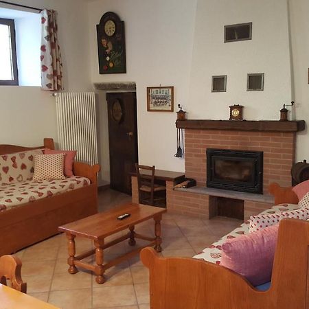 La Taverna Di Tony Bed & Breakfast Montalto Dora Exterior foto
